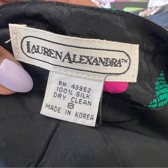 VINTAGE LAUREN ALEXANDRA 100% Silk Skirt Set Puff Sleeve Size 8 - Picture 9 of 10